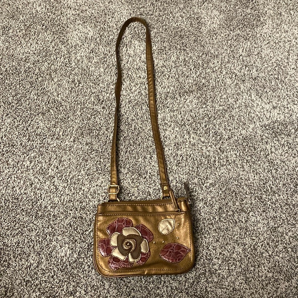 RELIC Leather/metal look flower bronze design